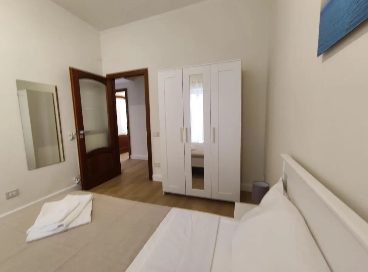 Casa Lalla Vomero Appartement Napels